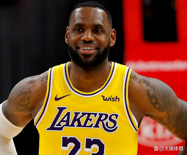 竞技宝-关于漠南雄鹿队小胜北城雄鹿队，F1总决赛上演裁判判罚引热议！豪门底蕴再次显现的信息